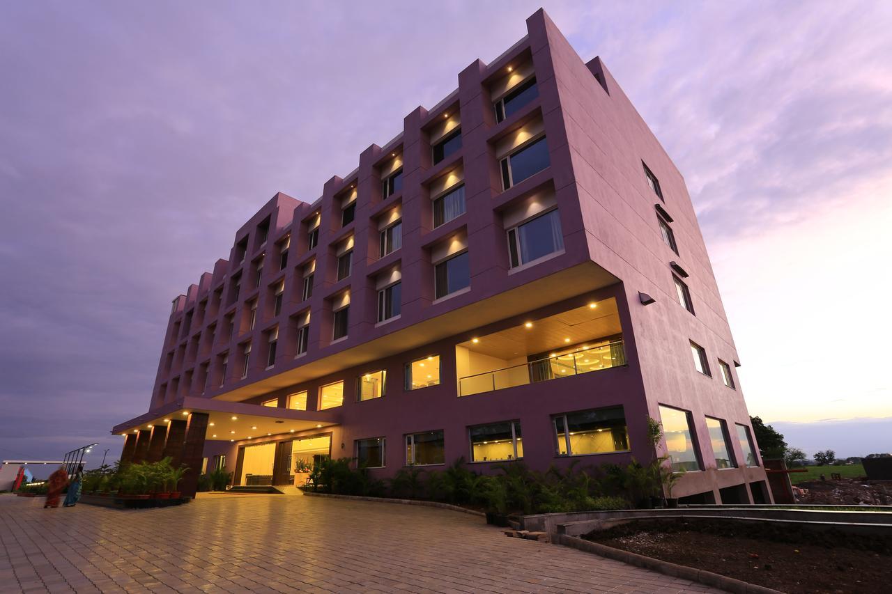 Nandan Kanan Hotel & Resort Sipra Esterno foto