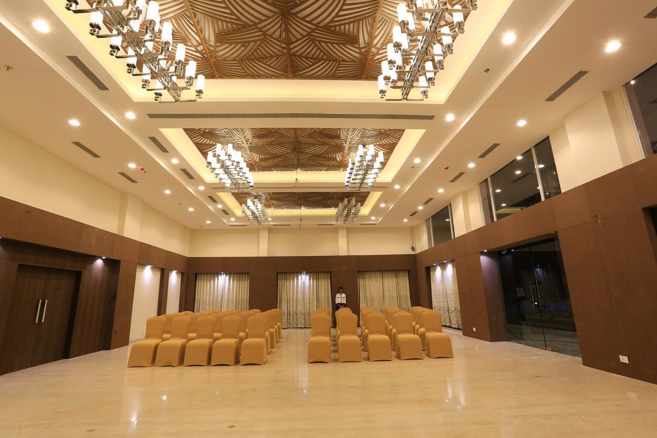 Nandan Kanan Hotel & Resort Sipra Esterno foto