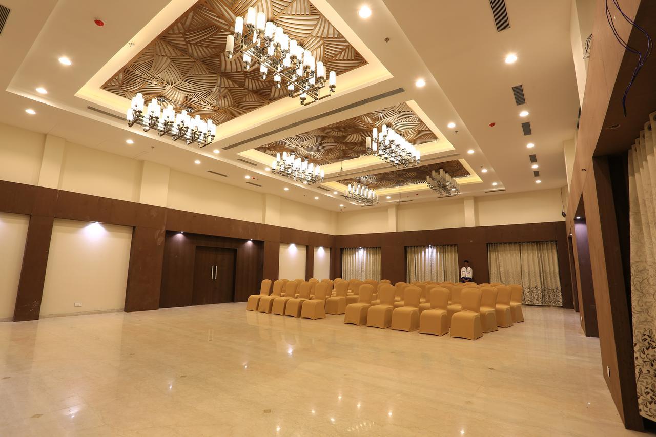 Nandan Kanan Hotel & Resort Sipra Esterno foto
