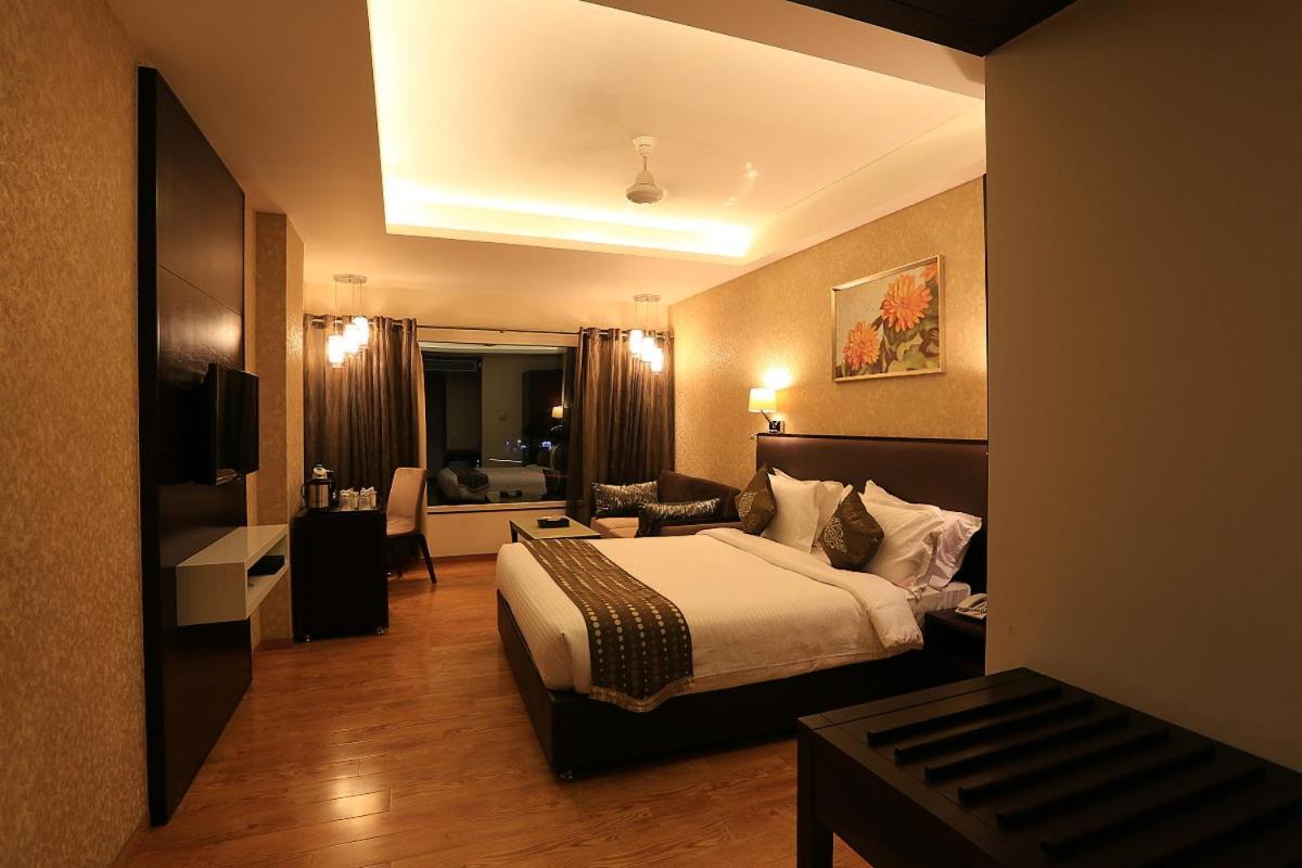 Nandan Kanan Hotel & Resort Sipra Esterno foto